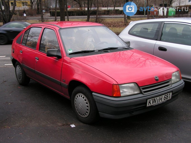 KW H 681, Opel Kadett 5th gen 5-door Hatch (E; T85), 1984–1991