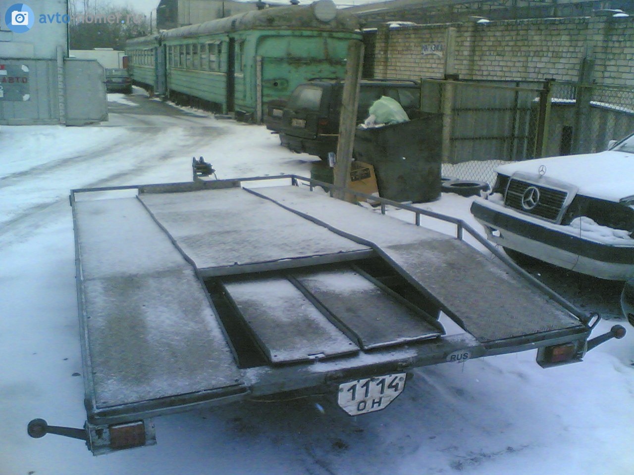 1114 ОН, Trailers (1977) 