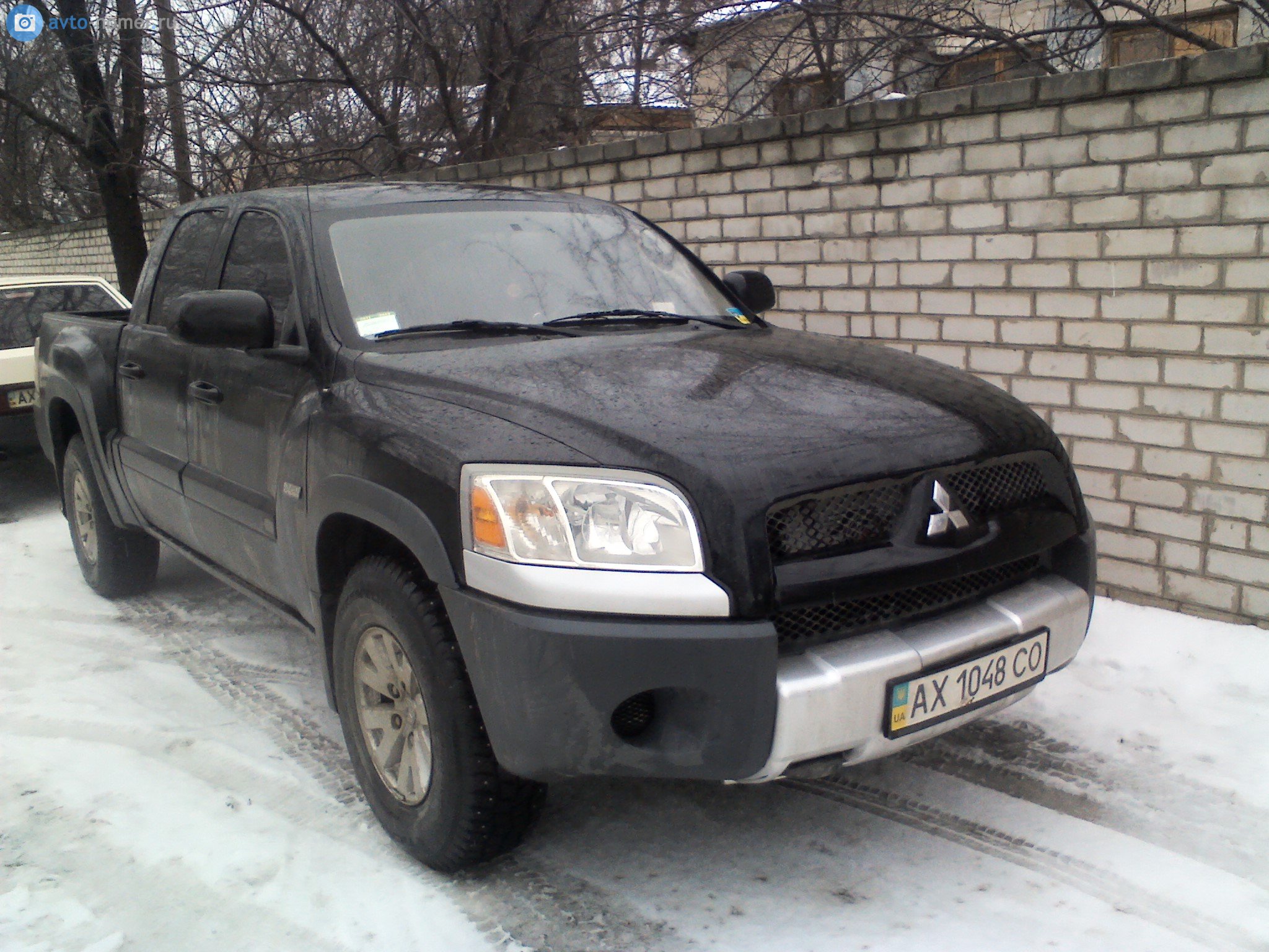AX 1048 CO, Mitsubishi Raider 1st gen (ND), 2005–2009