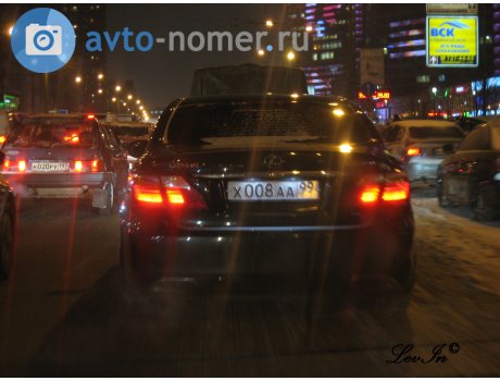 х008аа99, Lexus LS