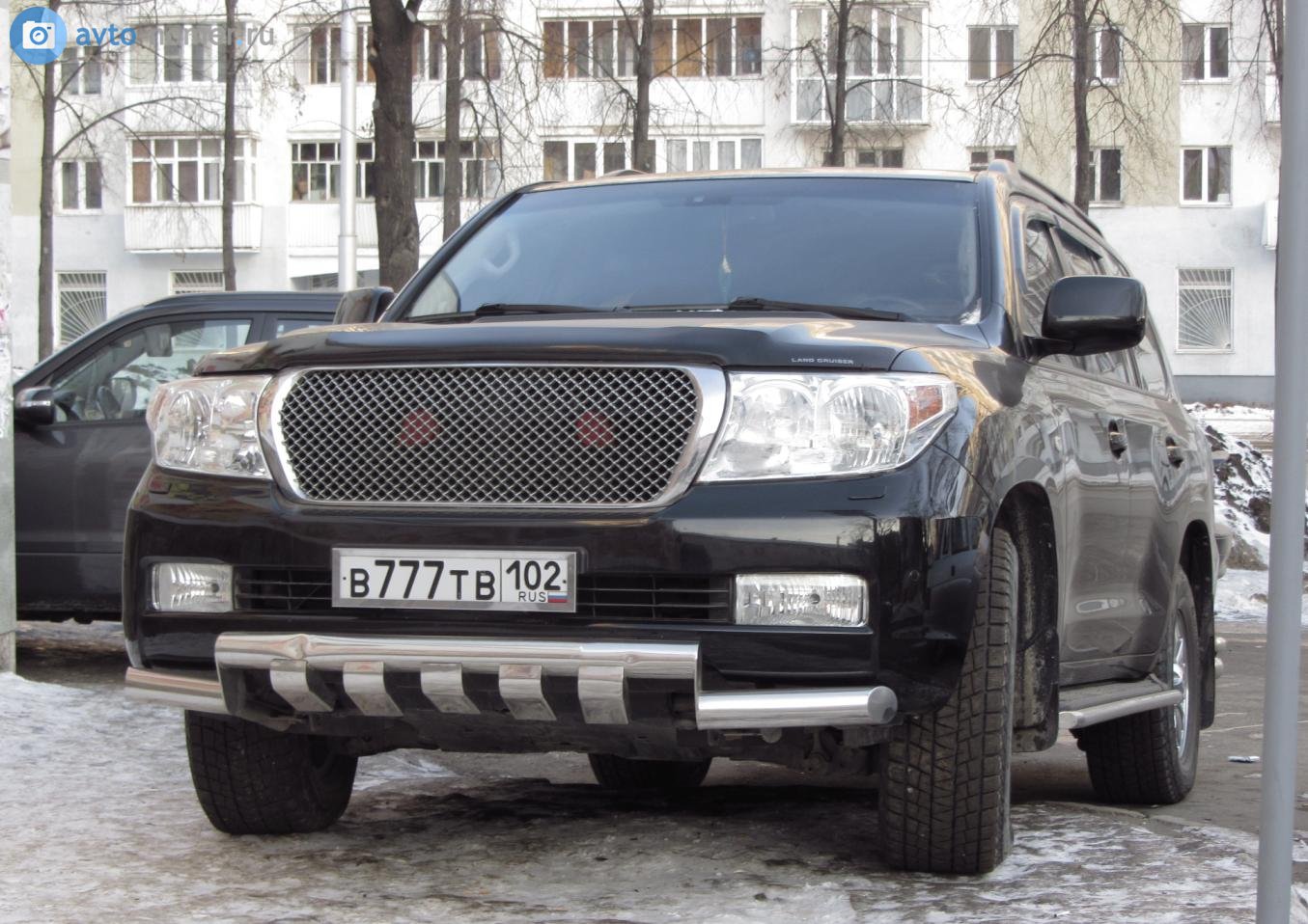 в 777 тв 102, Toyota Land Cruiser 200 (J200), 2007–2011