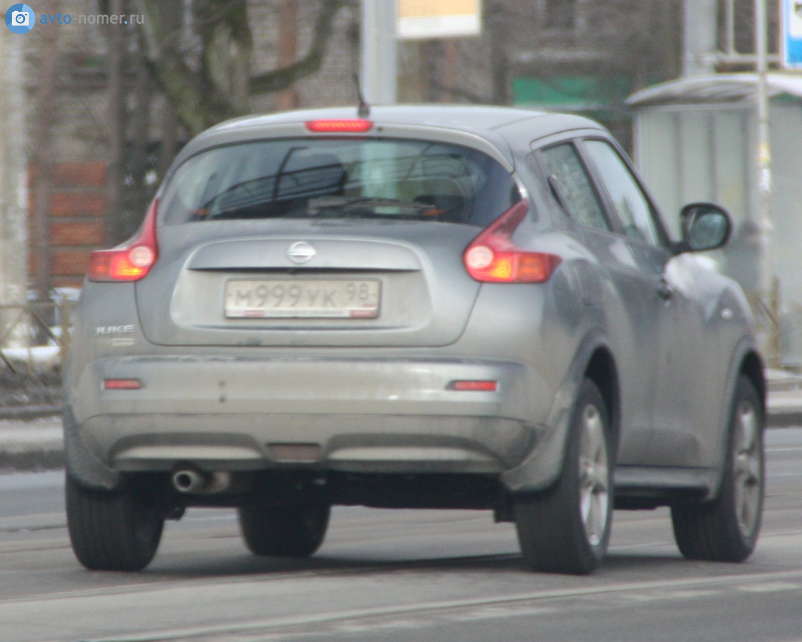 м 999 ук 98, Nissan Juke 1st gen (F15), 2010–2014