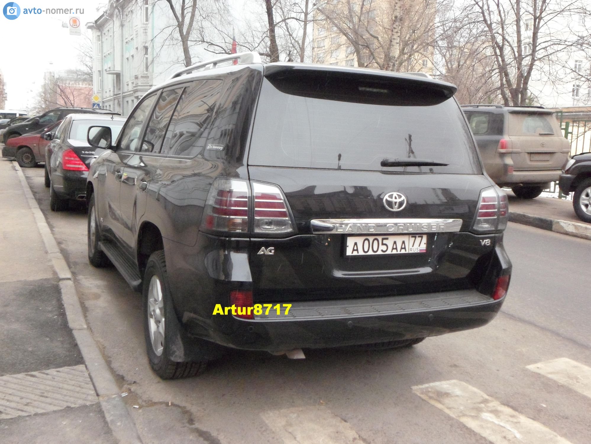 а 005 аа 77, Toyota Land Cruiser 200 (J200), 2007–2011