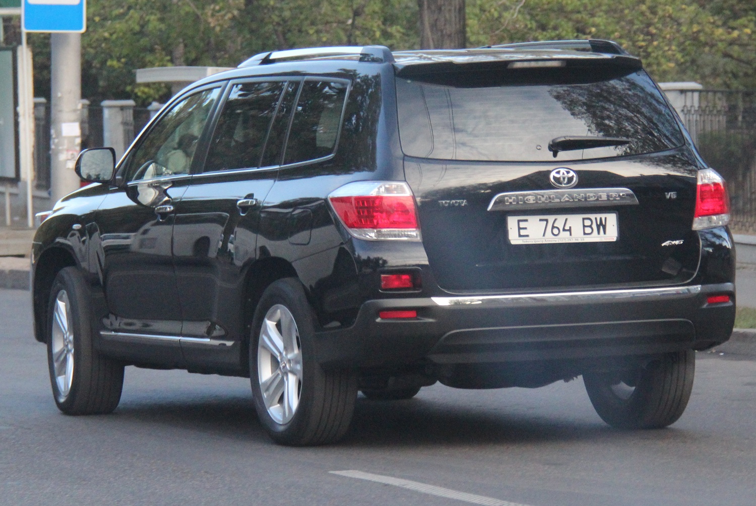 E 764 BW, Toyota Highlander 