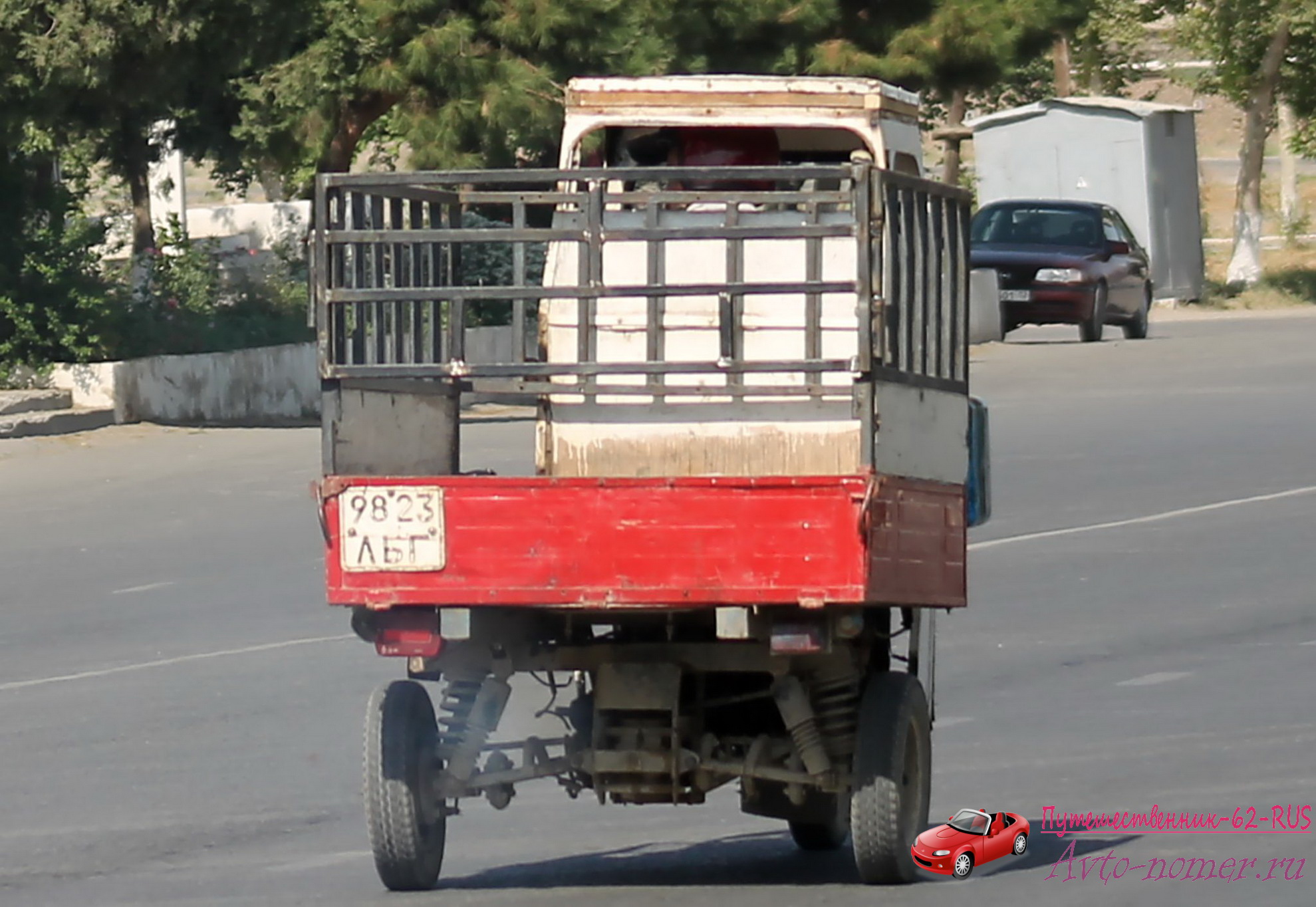 9823 ЛБГ, TMZ Муравей 