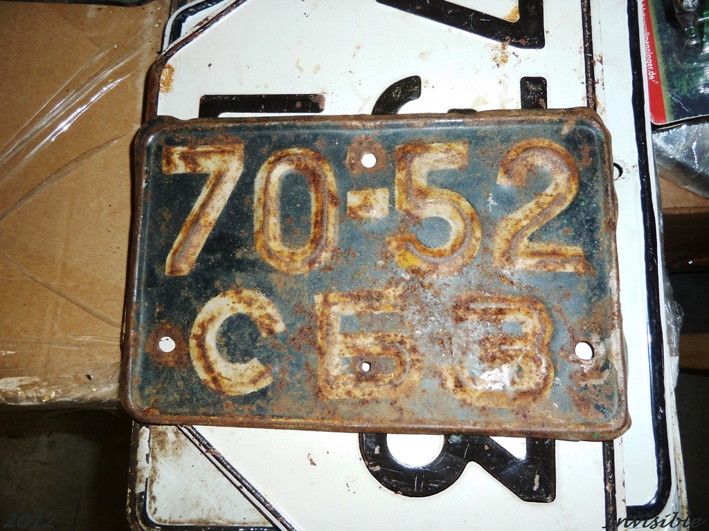 7052 СБЗ, License plate without vehicle 