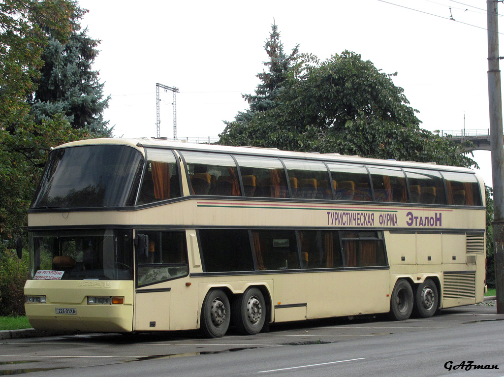 21 226-01 XA, Neoplan Megaliner 
