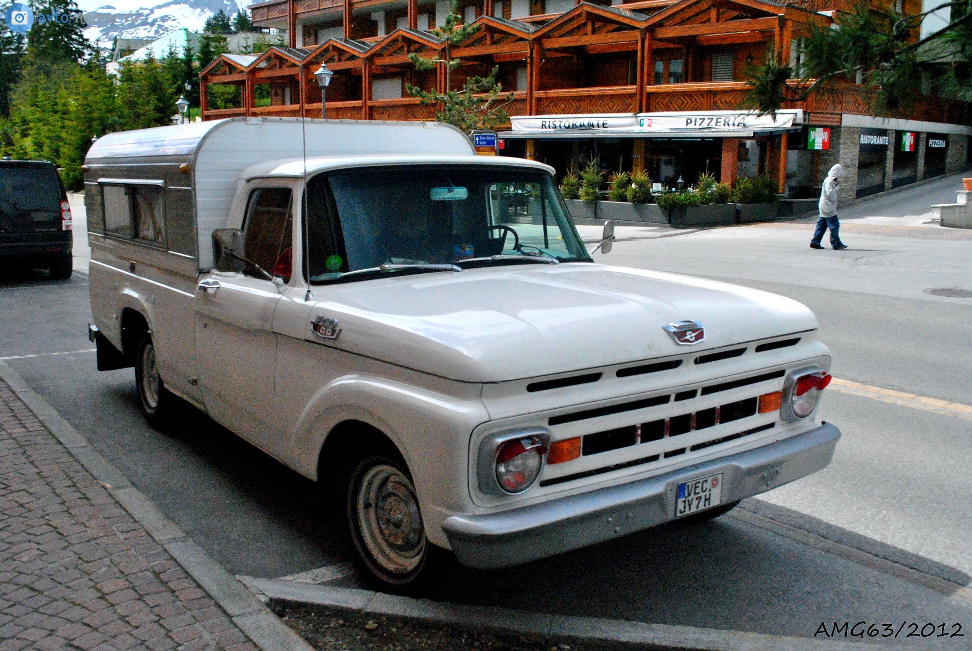 VEC JY 7 H, Ford F-100 4th gen, 1960–1966