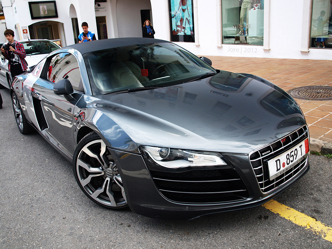 D 859 T, Audi R8 1st gen Coupé (422/423), 2006–2015