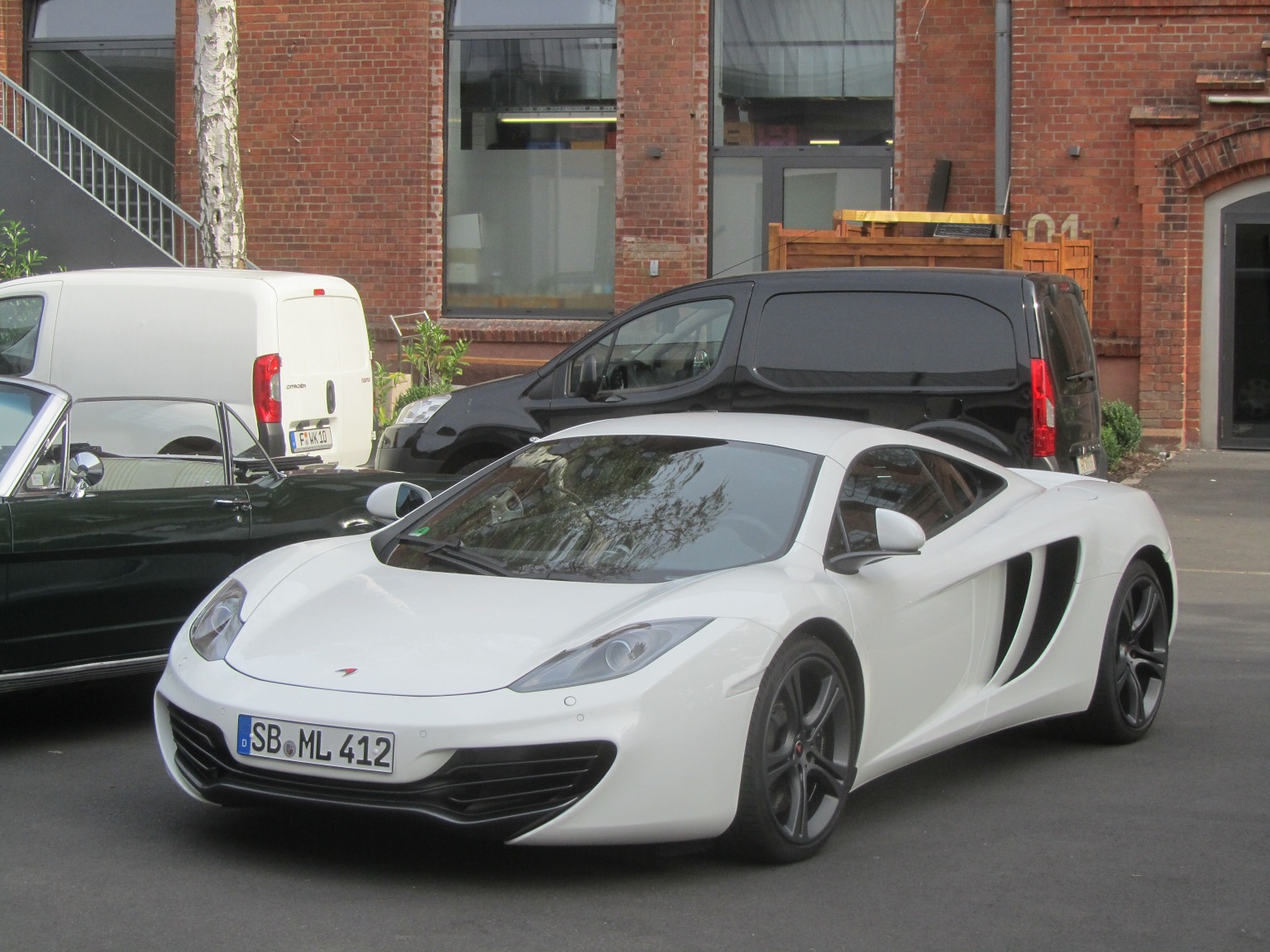 SB ML 412, McLaren MP4-12C MP4-12C, 2011–2014