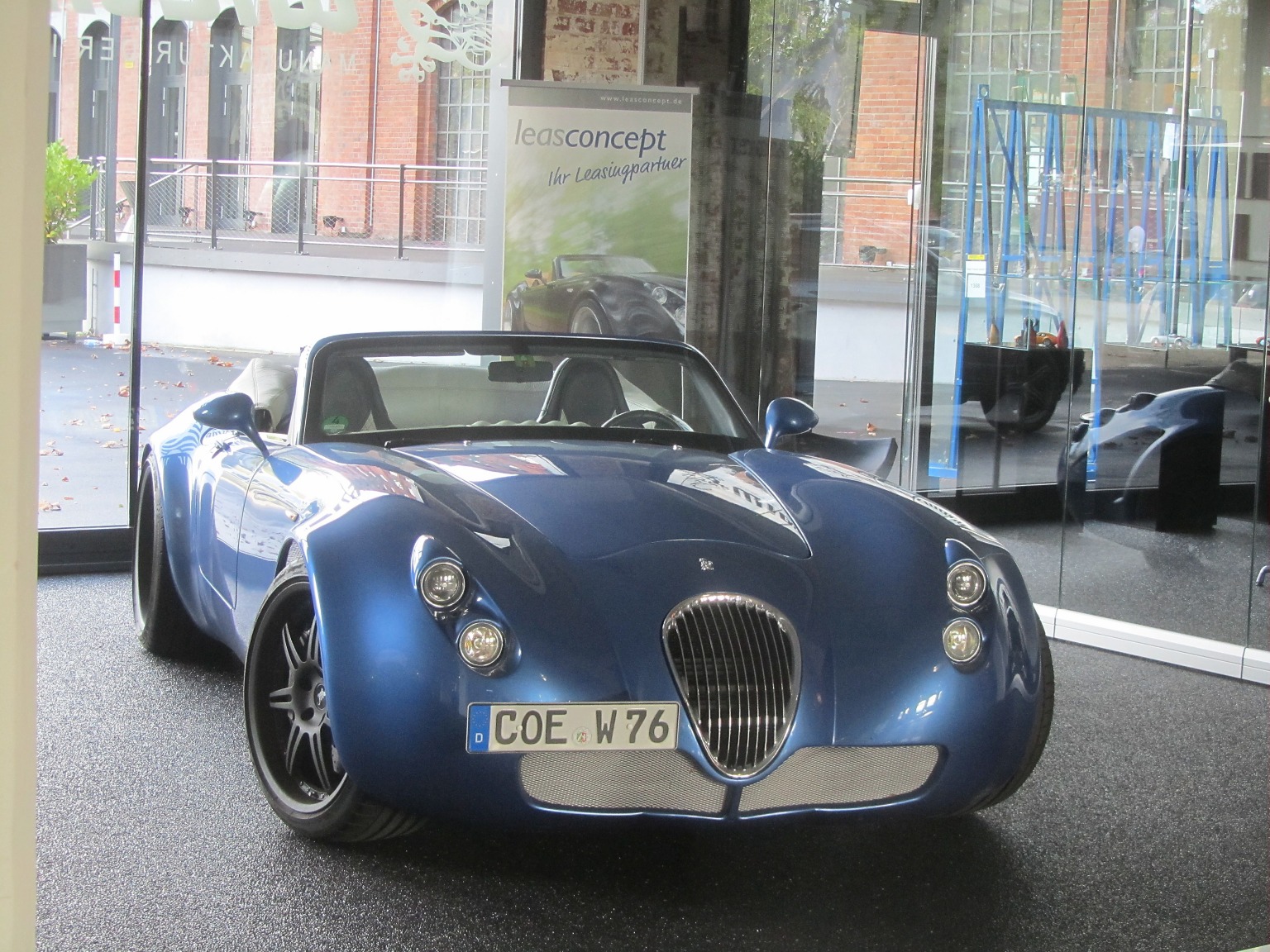 COE W 76, Wiesmann MF5 