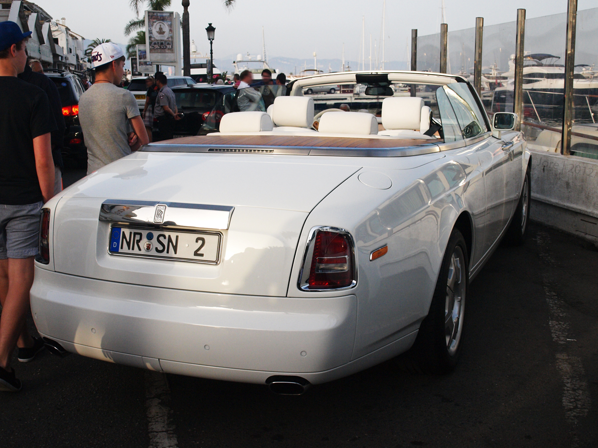 NR SN 2, Rolls-Royce Phantom Drophead Coupé 