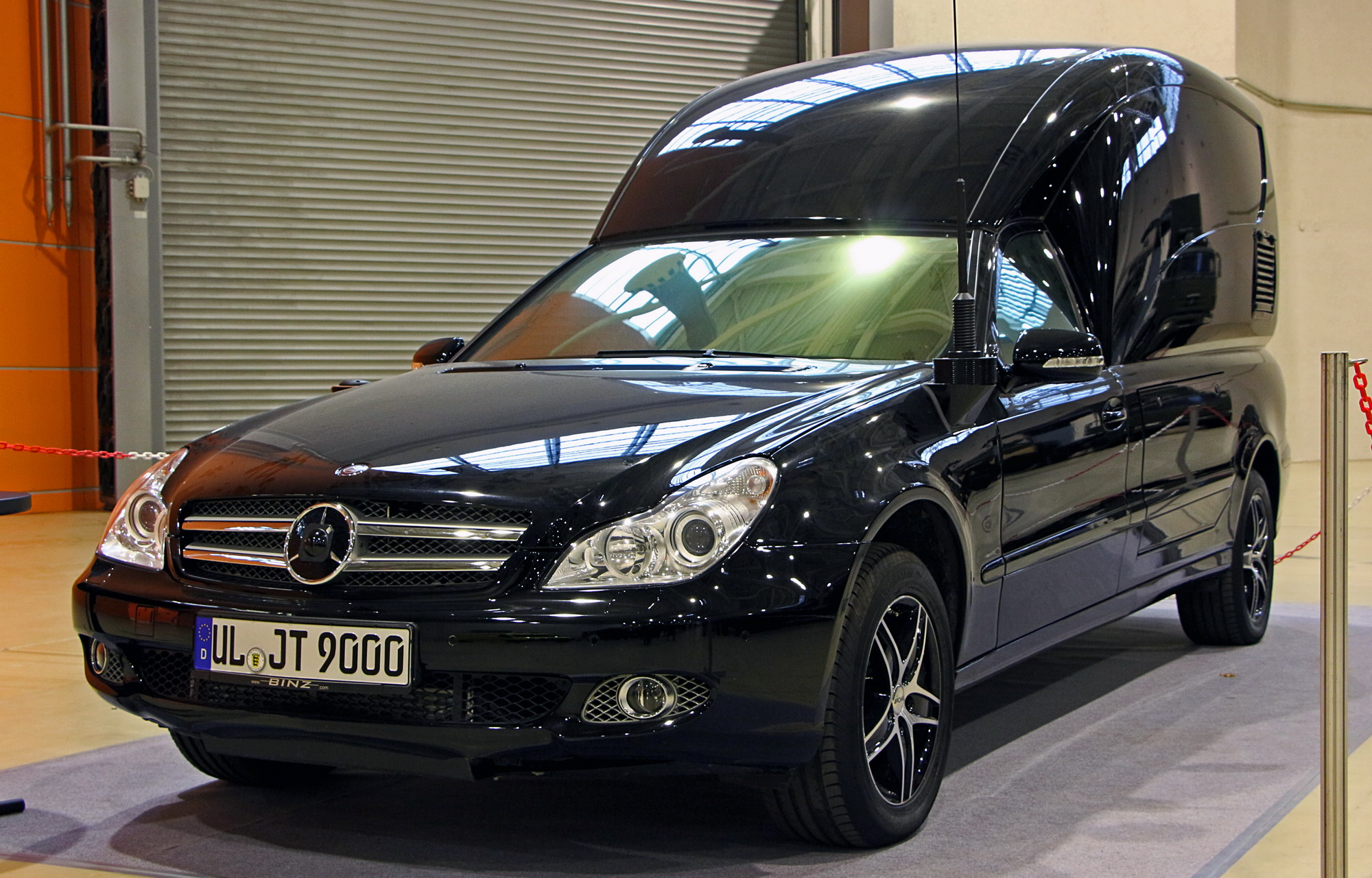 UL JT 9000, Mercedes-Benz E-Klasse 3rd gen Chassis (VF211), 2002­–2009