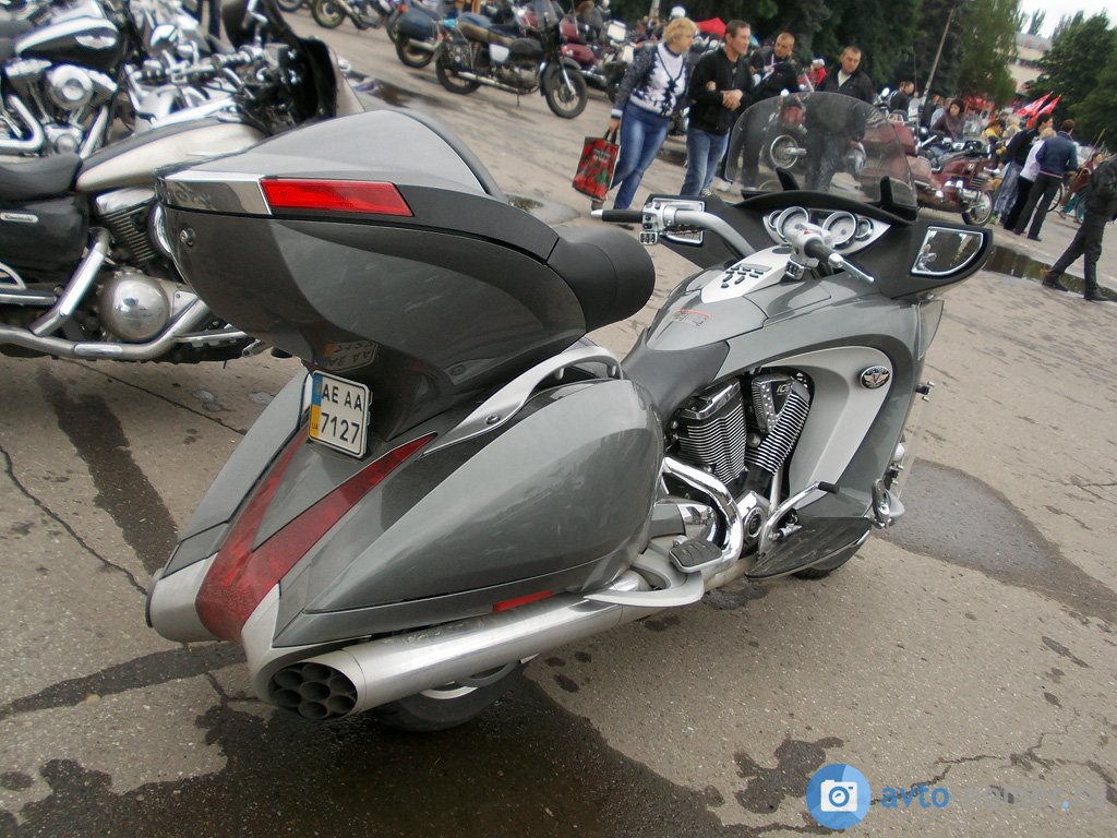 AE 7127 AA, Victory Vision 