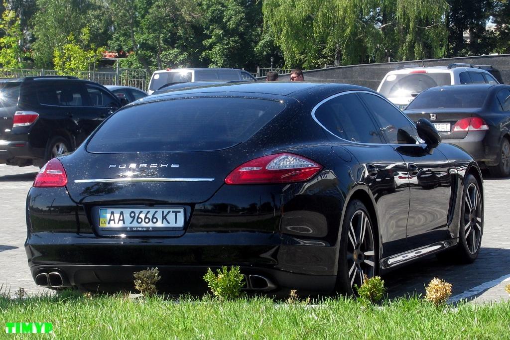 AA 9666 KT, Porsche Panamera 1st gen (970), 2009–2013