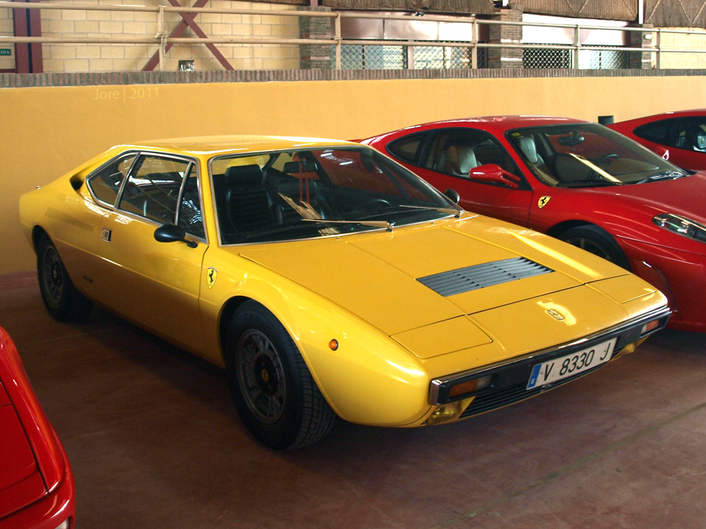 V 8330 J, Ferrari 208/308 GT4 