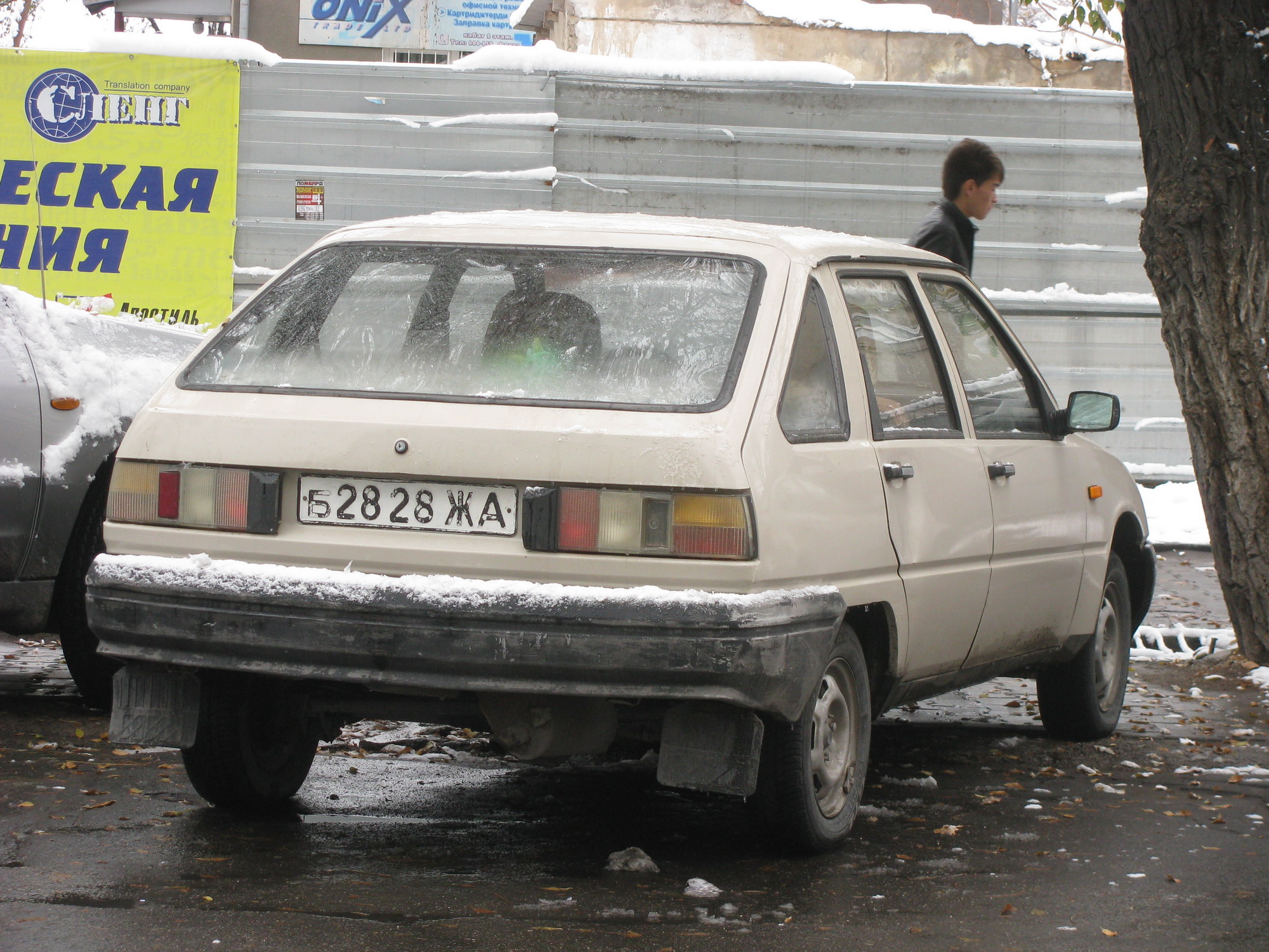 б 2828 ЖА, Izh 2126 2126 Орбита/Ода (Orbita/Oda), 1990–2005