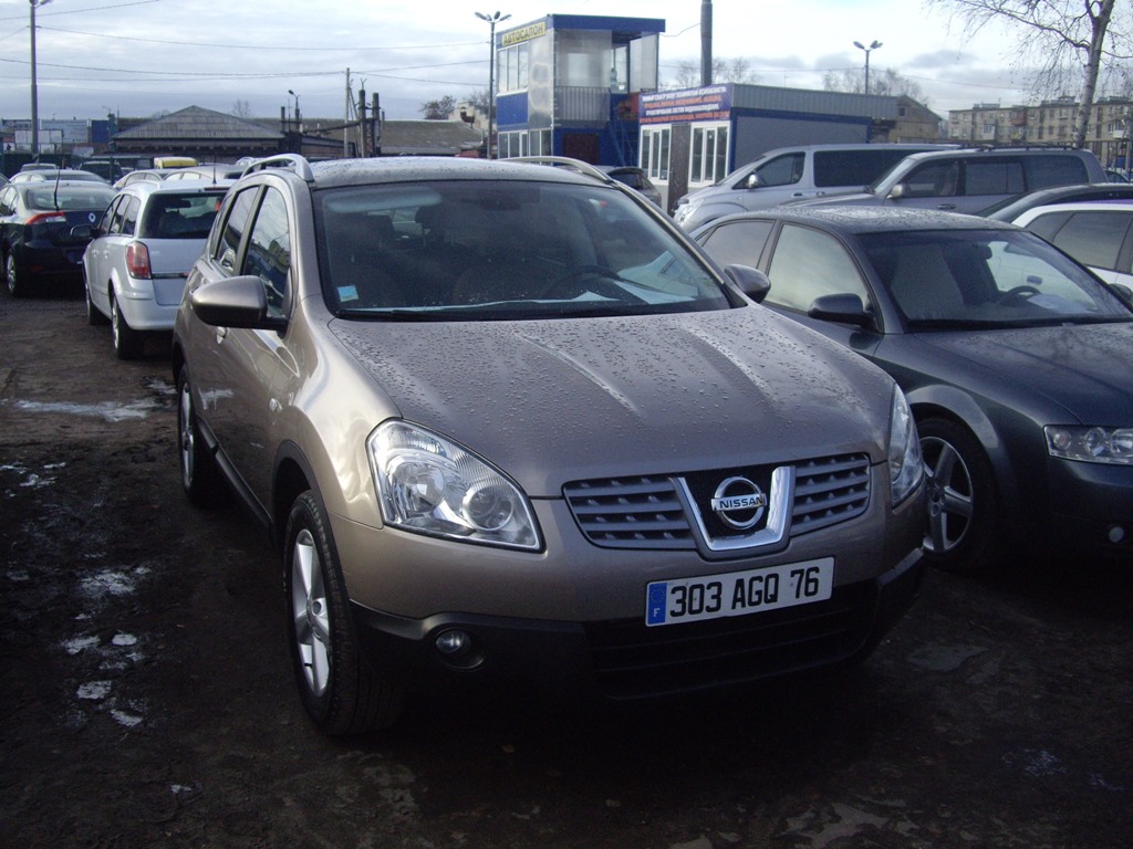 303 AGQ 76, Nissan Qashqai 
