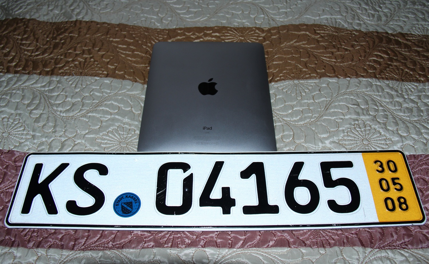 KS 04165, Номерной знак без ТС 