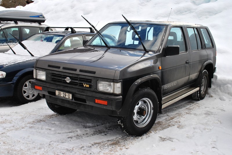 JU 19 U, Nissan Terrano 1st gen 5-door SUV (YD21/WD21), 1989–1995 (–2006 for ID-market)