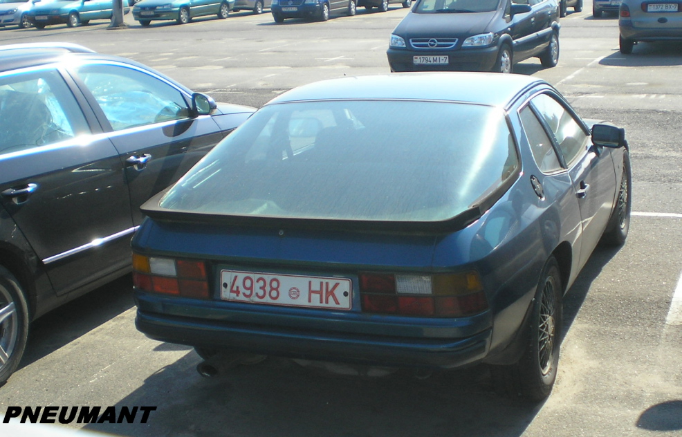 4938 HK, Porsche 924 1st gen (425), 1976–1988