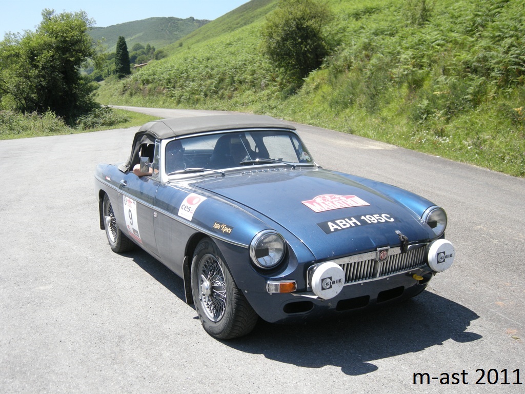 ABH195C, MG B 1st gen Roadster, 1962–1980
